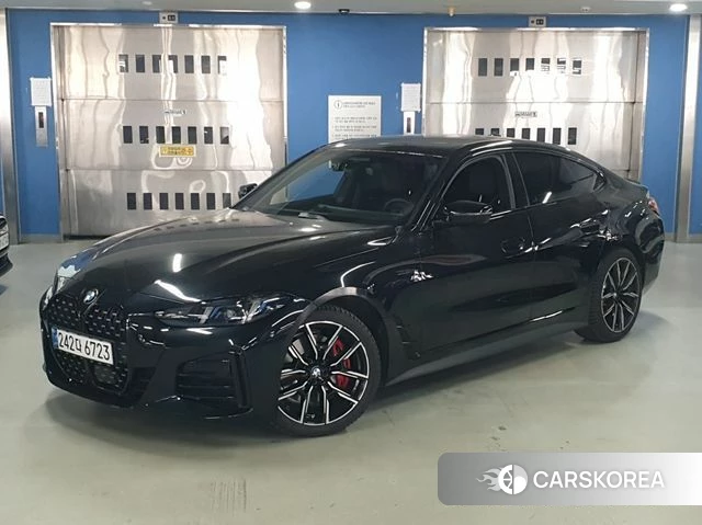 BMW 4 Series (G22) 2025 Черный из Кореи