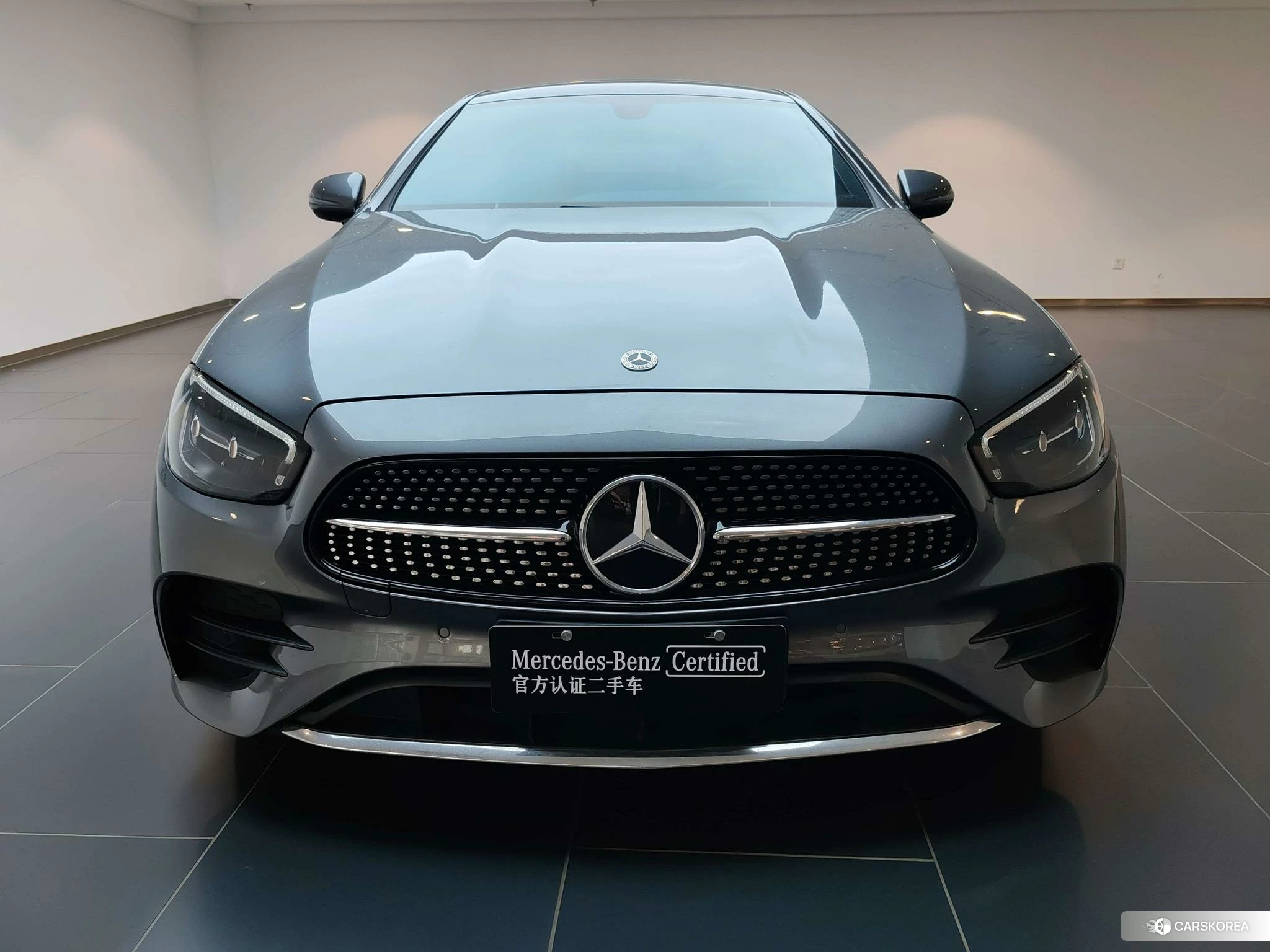 Mercedes-Benz E-class (imported) 2022 Темно-серый из Китая