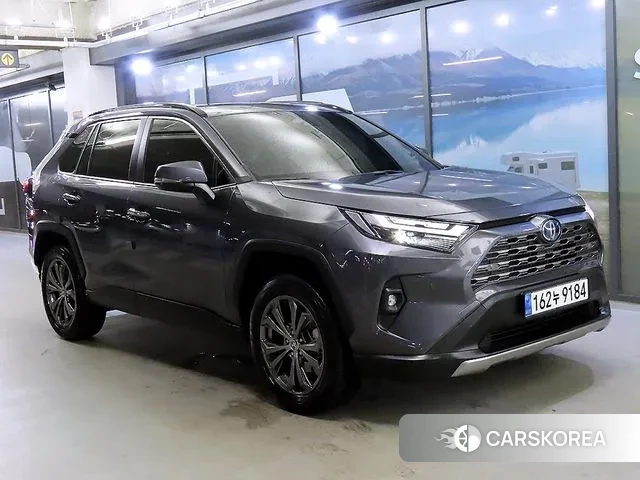 Toyota RAV4 5th Generation 2024 Белый из Кореи