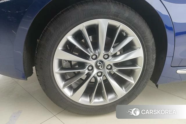Infiniti Q50L 2020 Синий из Китая