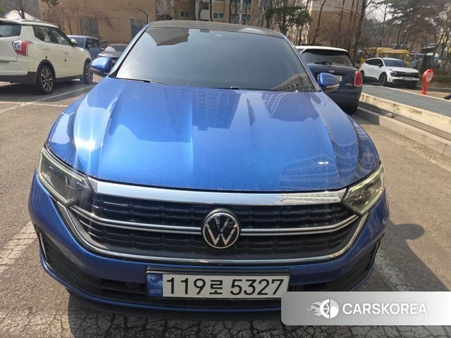Volkswagen 7th Generation of Jetta 2022 Синий из Кореи