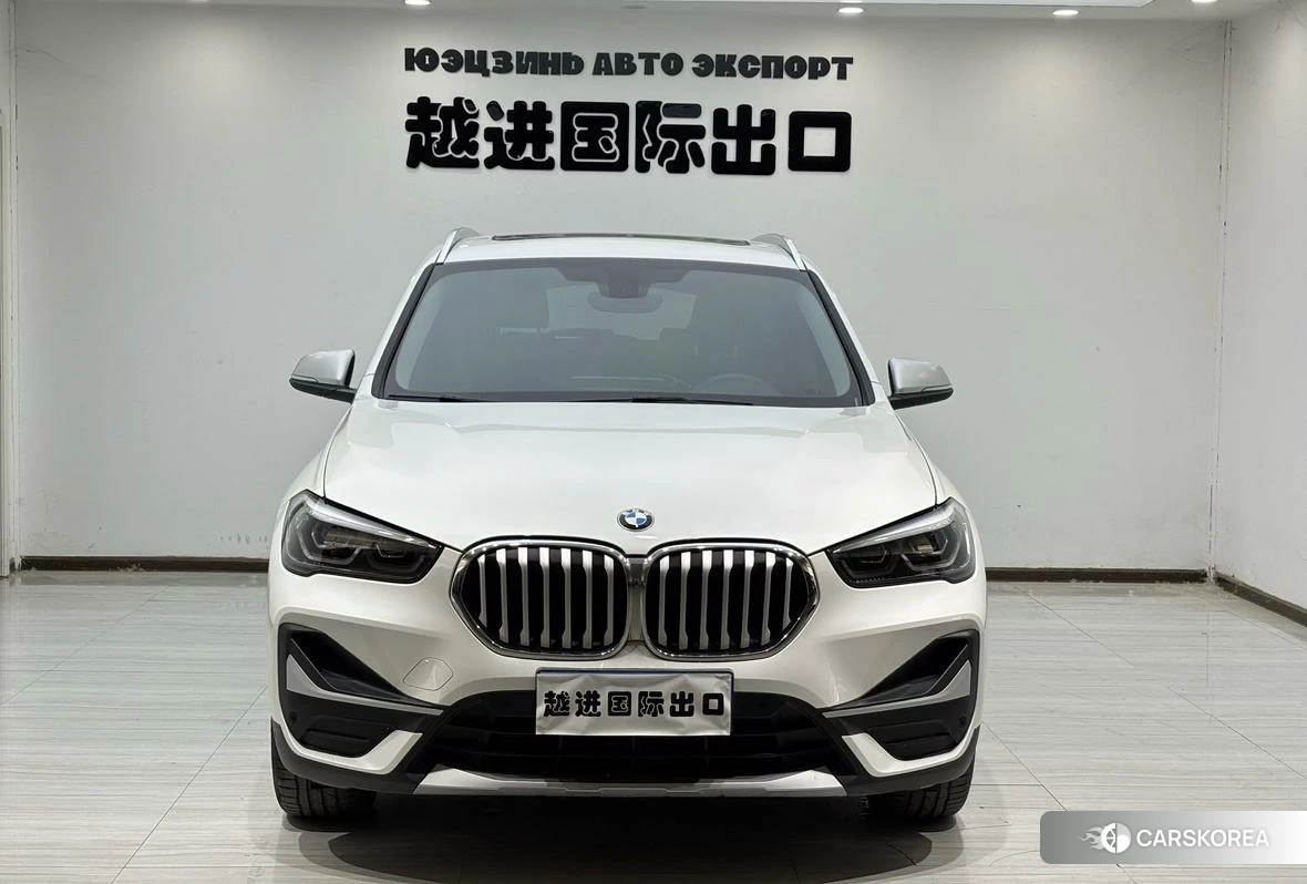 BMW X1 2021 Белый из Китая