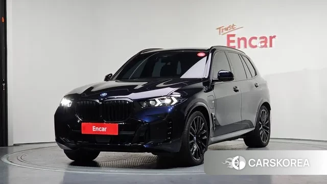 BMW X5 (G05) 2023 Черный из Кореи