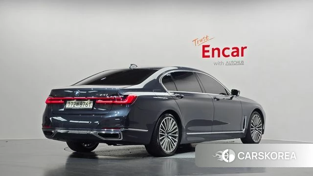 BMW 7 Series (G11) 2019 Серый из Кореи