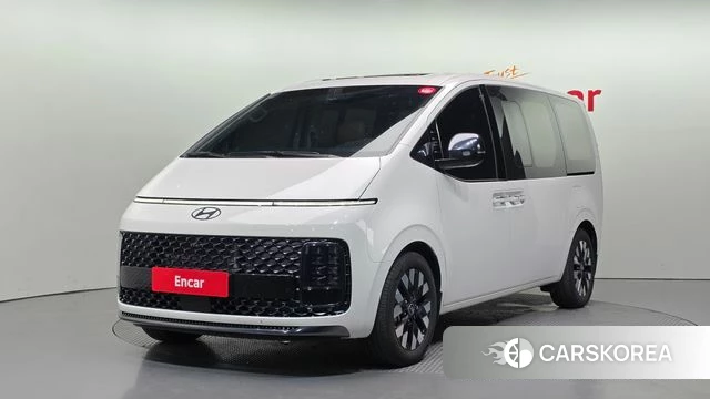 Hyundai Staria 2025 Белый из Кореи