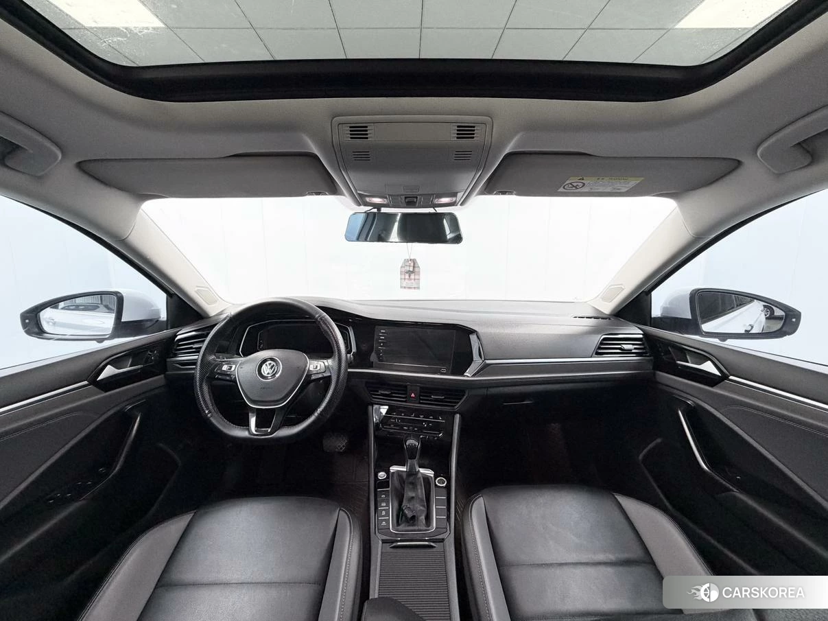 Volkswagen Sagitar 2022 Белый из Китая