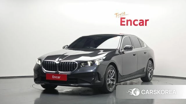 BMW 5 Series (G60) 2024 Серый из Кореи