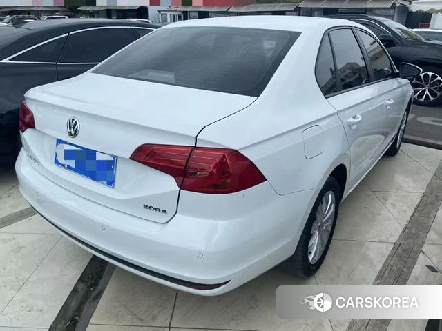 Volkswagen Bora 2021 Белый из Китая