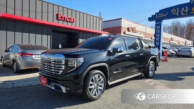 GMC Sierra 2024 Черный из Кореи