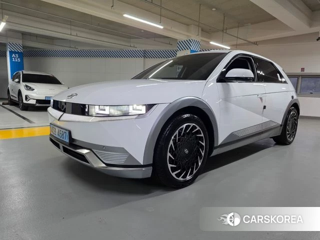 Hyundai Ionic 5 2022 Белый из Кореи