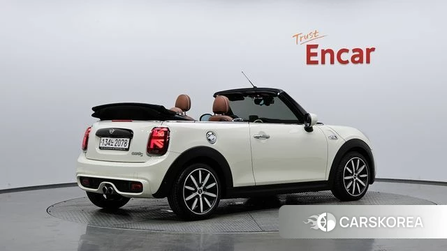 Mini Cooper S Convertible 2020 Белый из Кореи