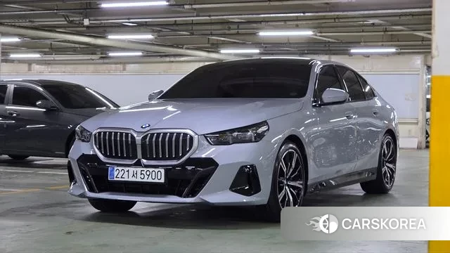 BMW 5 Series (G60) 2025 Серый из Кореи