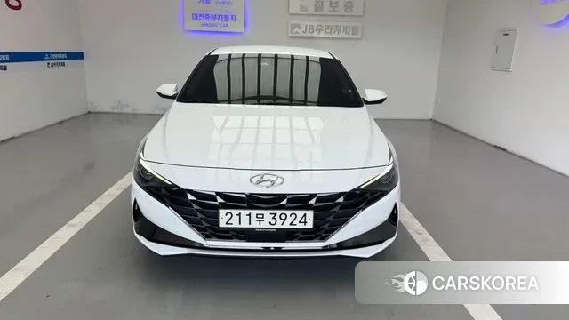 Hyundai The New Avante (CN7) 2022 Белый из Кореи