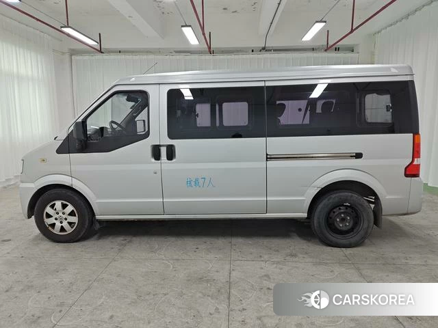 Dongfeng Xiaokang C56 2020 Серебристо-серый из Китая