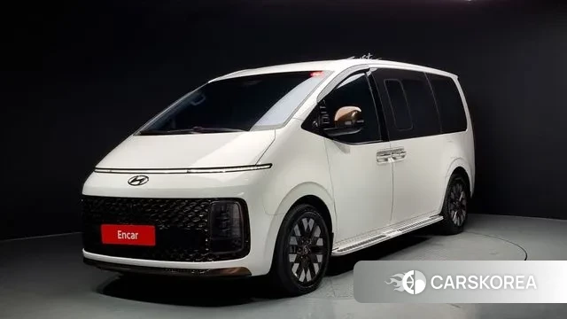 Hyundai Staria 2022 Белый из Кореи