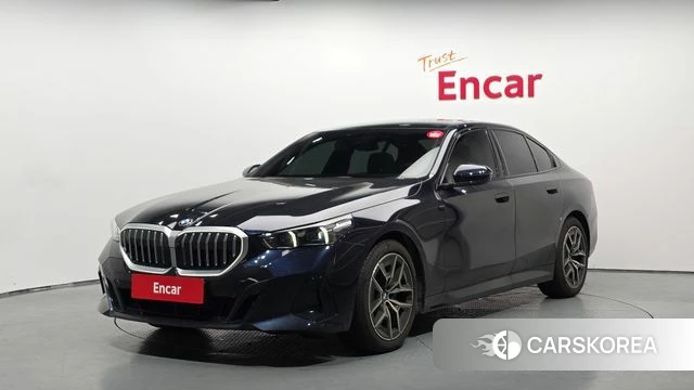 BMW 5 Series (G60) 2025 Черный из Кореи