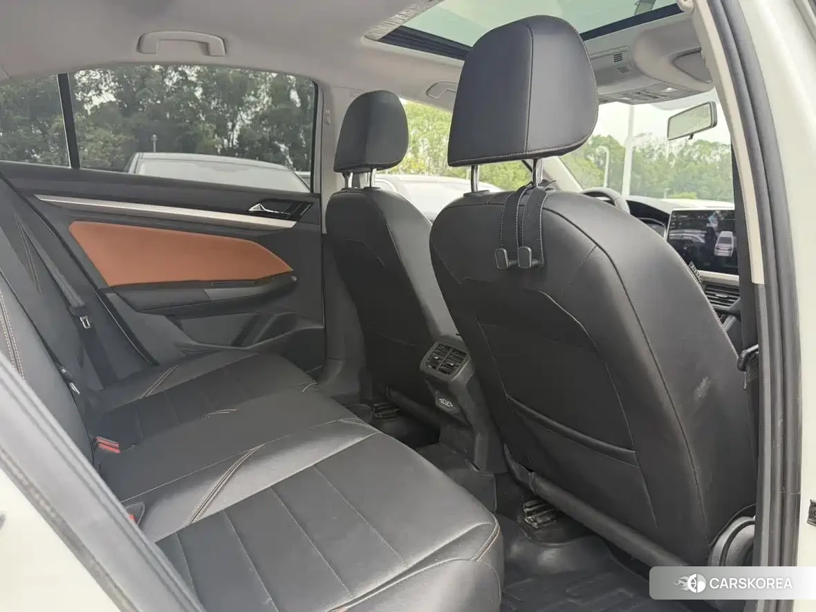 Volkswagen Bora 2023 Белый из Китая