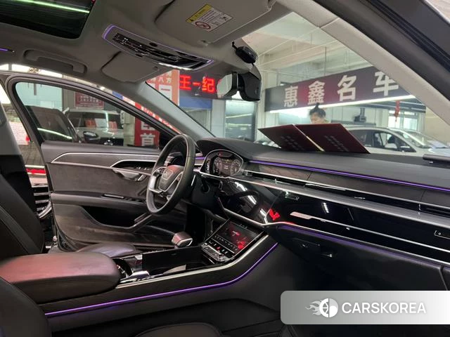 Audi A8 2022 Черный из Китая