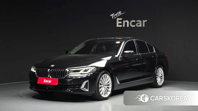 BMW 5 Series (G30) 2022 Черный из Кореи