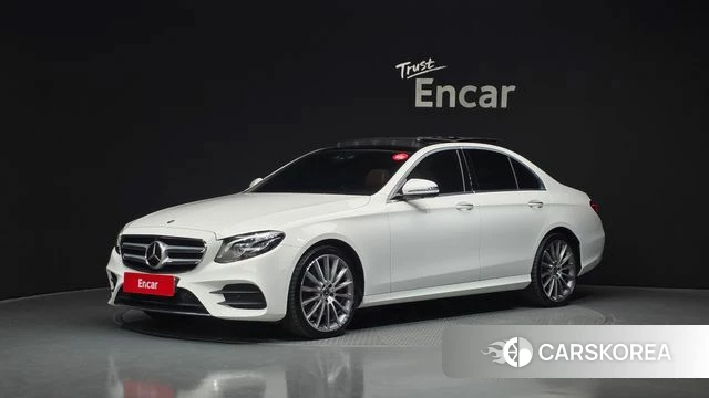 Mercedes-Benz E-Class W213 2020 Белый из Кореи