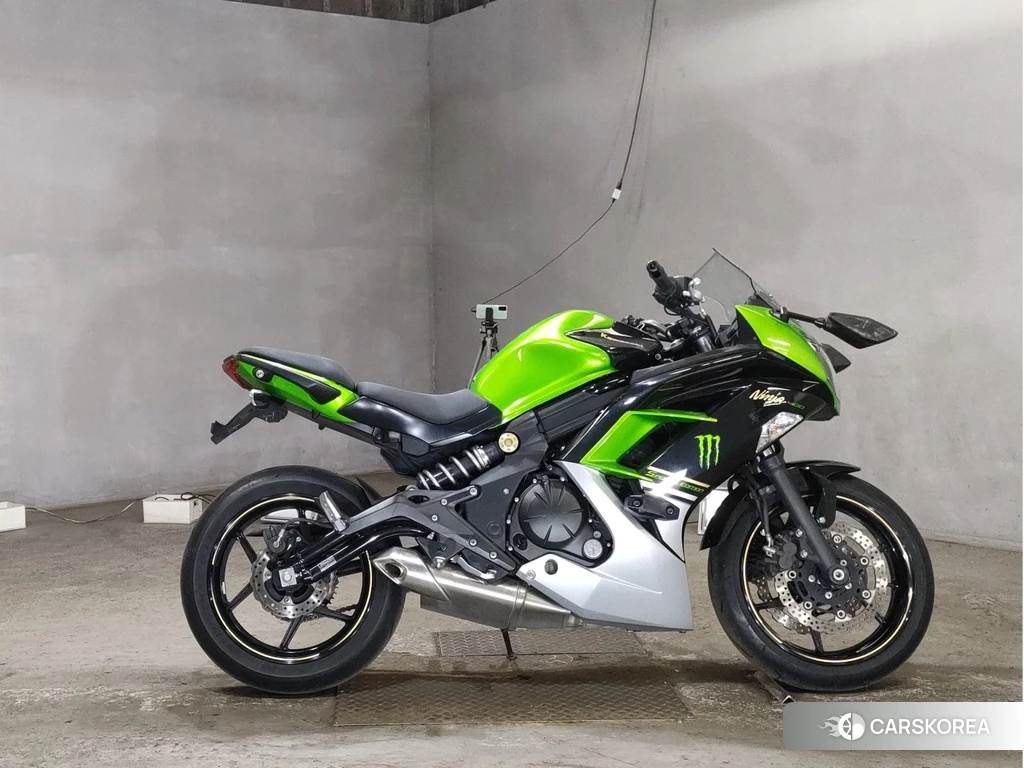 Проданный Kawasaki NINJA 400 2014 из Японии
