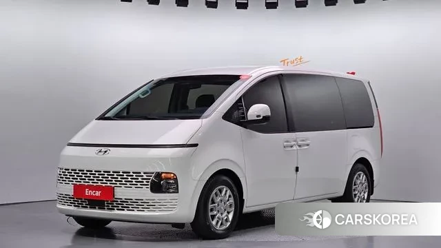 Hyundai Staria 2022 Белый из Кореи