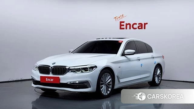 BMW 5 Series (G30) 2018 Белый из Кореи