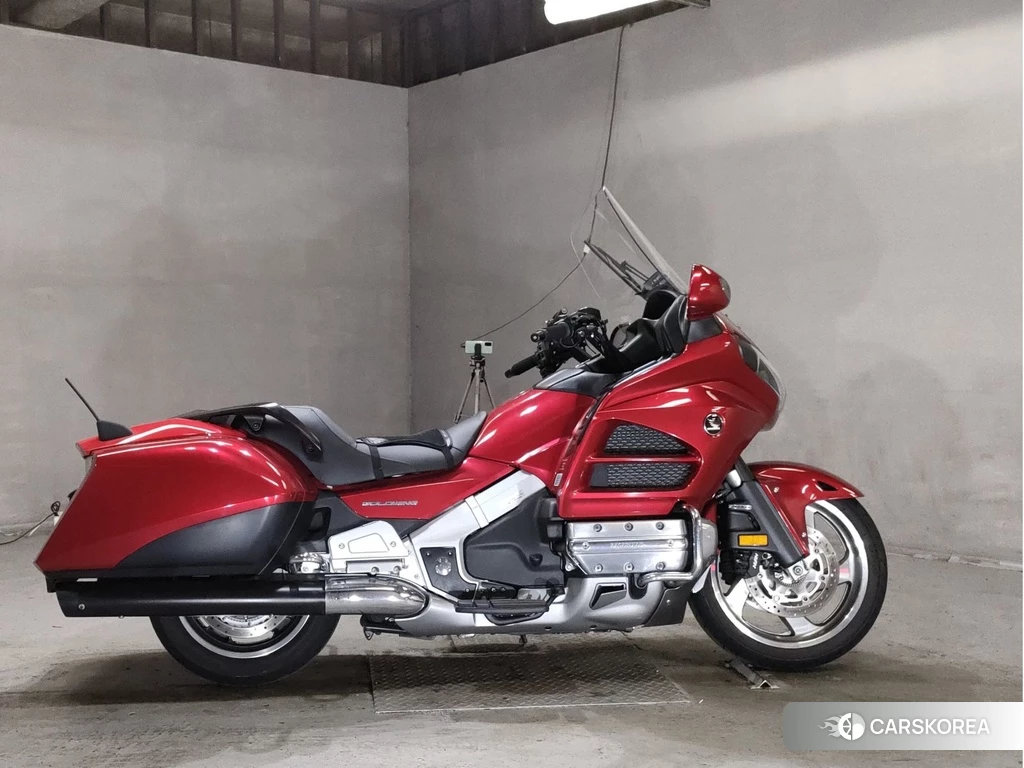 Проданный Honda GL1800 F6B 2014 из Японии, фото 2