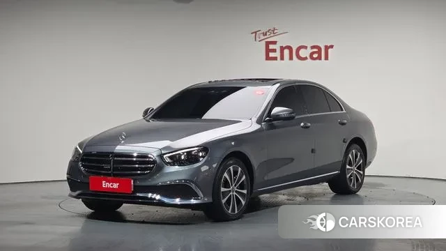 Mercedes-Benz E-Class W213 2020 Серебристо-серый из Кореи