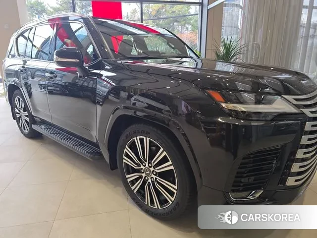 Lexus LX 4th Generation 2025 Черный из Кореи