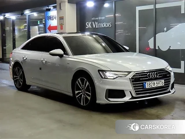 Audi A6 (C8) 2021 Белый из Кореи