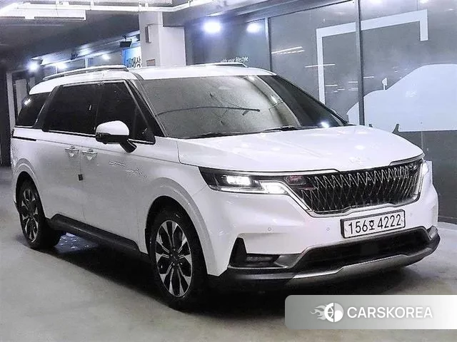 Kia Carnival 4th generation 2022 Белый из Кореи