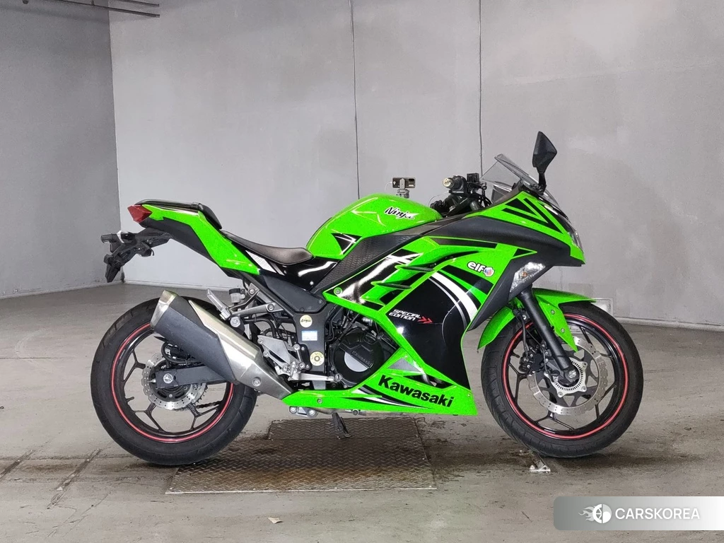 Проданный Kawasaki NINJA 250 2014 из Японии, фото 2