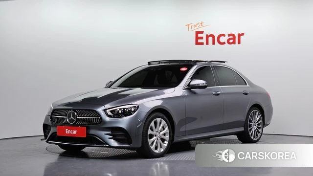 Mercedes-Benz E-Class W213 2021 Серый из Кореи