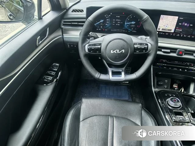 Kia K5 2021 Черный из Китая