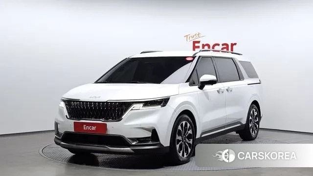 Kia Carnival 4th generation 2023 Белый из Кореи