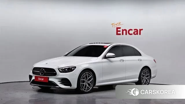 Mercedes-Benz E-Class W213 2022 Белый из Кореи