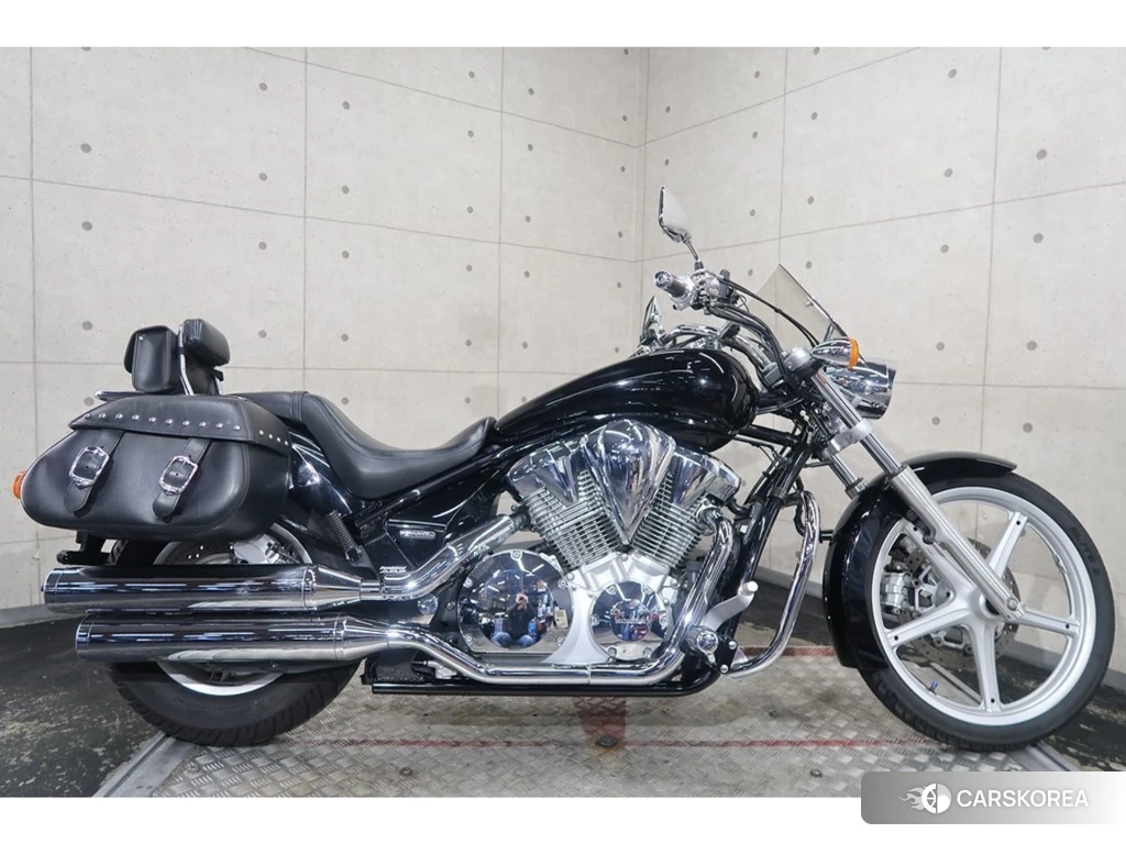 Проданный Honda VT1300CS 2015 из Японии, фото 2