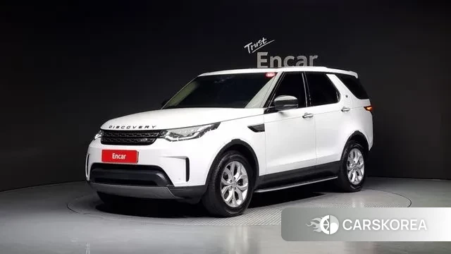 Land Rover Discovery 5 2018 Белый из Кореи