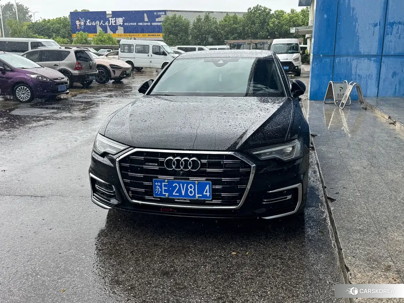 Audi A6L 2024 Черный из Китая