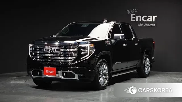 GMC Sierra 2023 Черный из Кореи