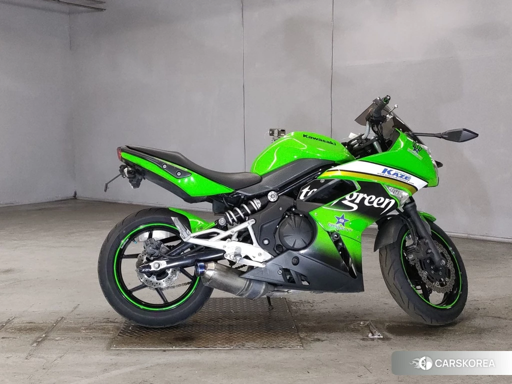 Проданный Kawasaki NINJA 400R 2010 из Японии, фото 2