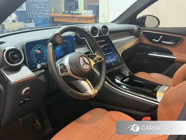 Mercedes-Benz GLC 2024 Черный из Китая