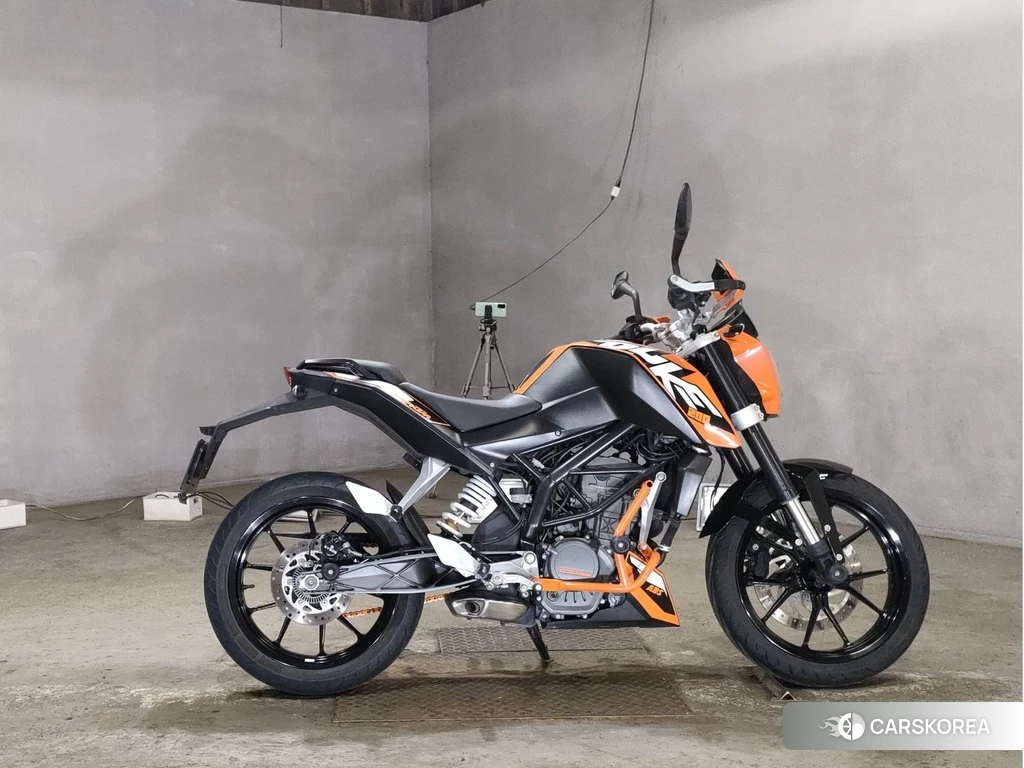 Проданный KTM 200 DUKE 2013 из Японии