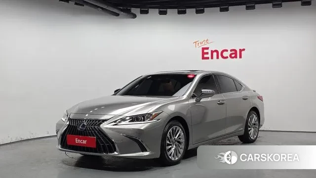 Lexus ES300h 7th generation 2022 Песочный из Кореи