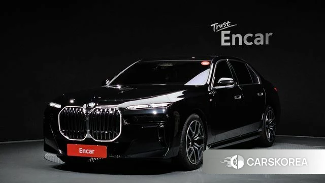 BMW 7 Series (G70) 2023 Черный из Кореи