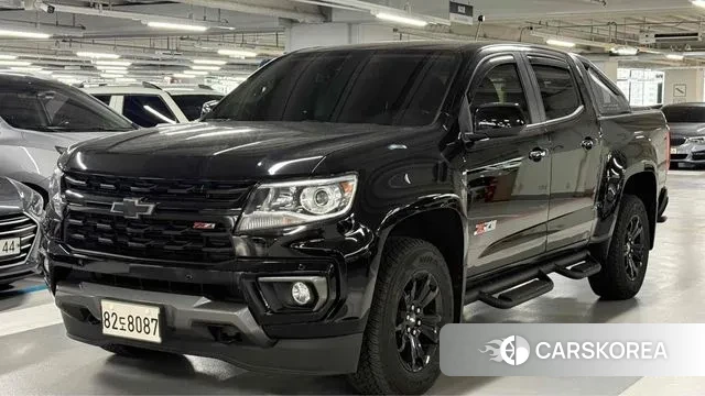 Chevrolet (GM Daewoo) Real New Colorado 2021 Черный из Кореи