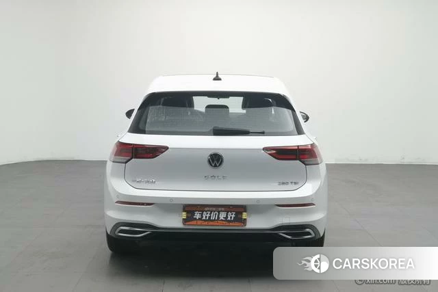 Volkswagen Golf 2021 Белый из Китая
