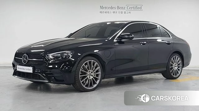 Mercedes-Benz E-Class W213 2022 Черный из Кореи