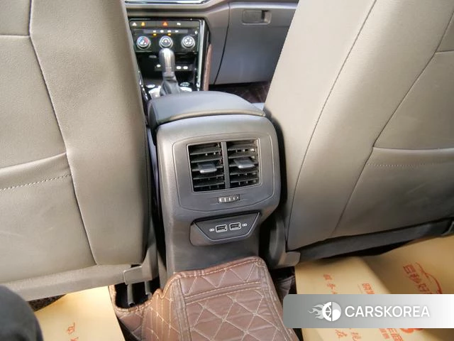 Volkswagen Exploring songs 2022 Белый из Китая